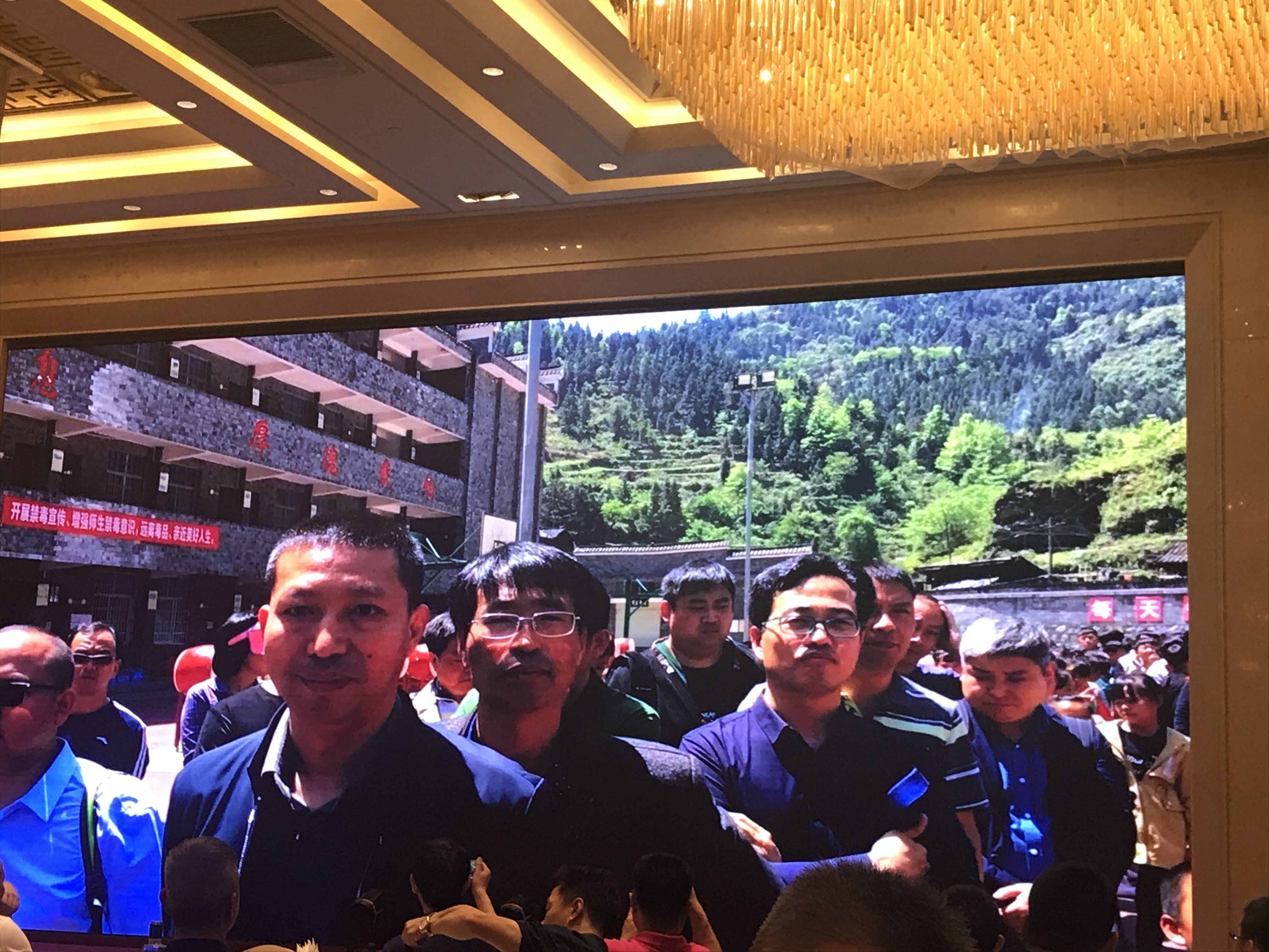 1536809656960648.jpg 1536809656960648.jpg